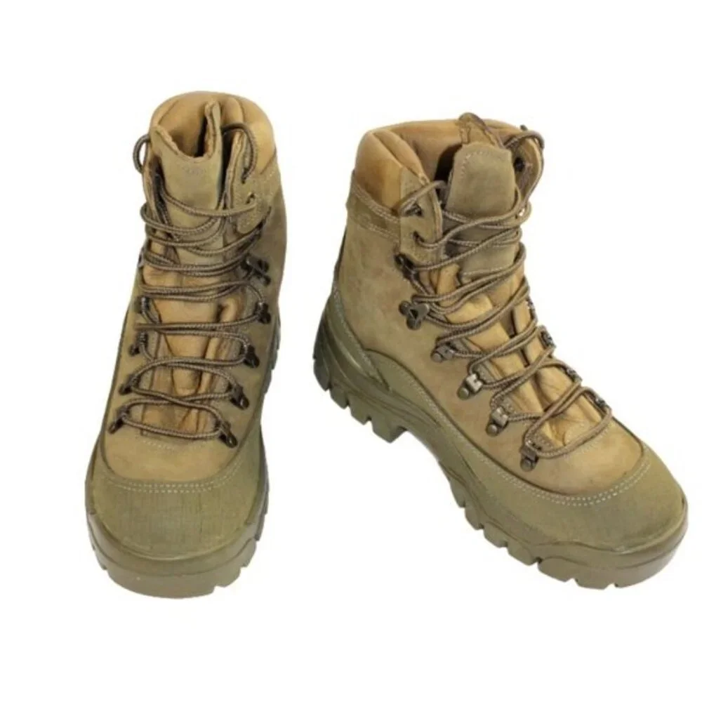 Belleville Mountain MCB 950 Gore Tex Vibram Combat Hiker Boot Khaki Size 5.5 (W)